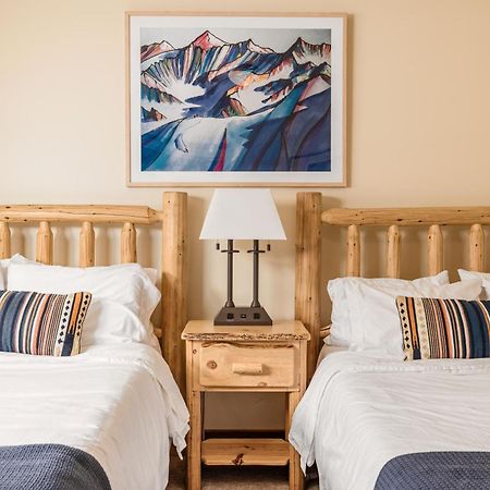 Majestic Valley Wilderness Lodge Sutton-Alpine Exteriör bild