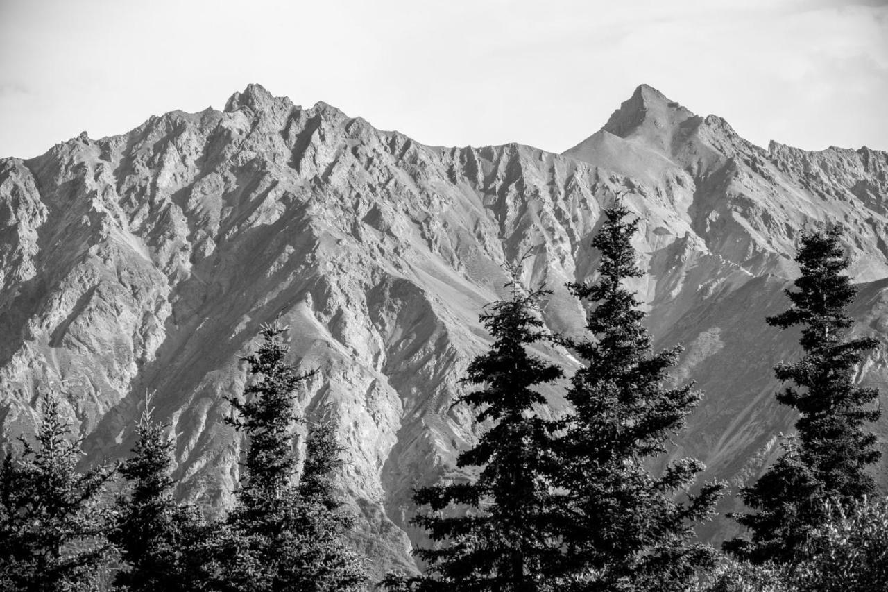 Majestic Valley Wilderness Lodge Sutton-Alpine Exteriör bild